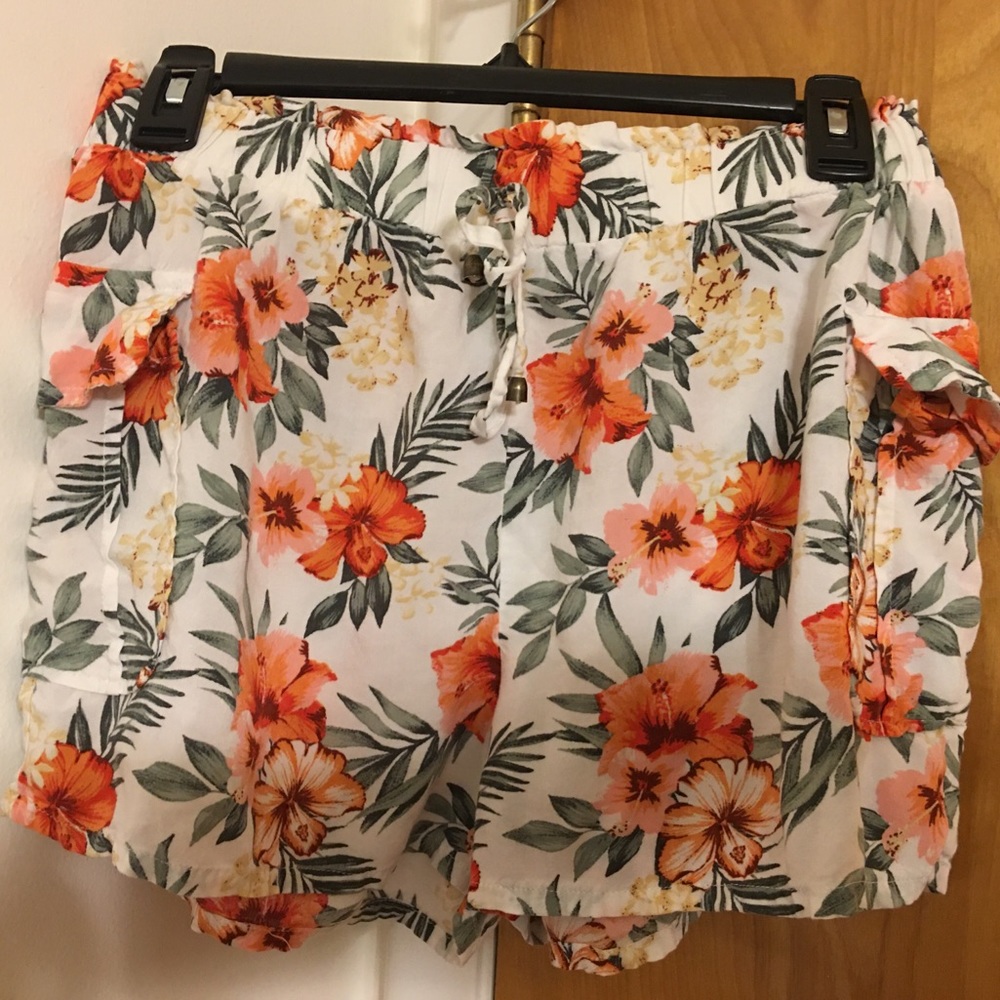 🦋flower shorts🦋